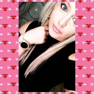 Meet your Posher, Ashley